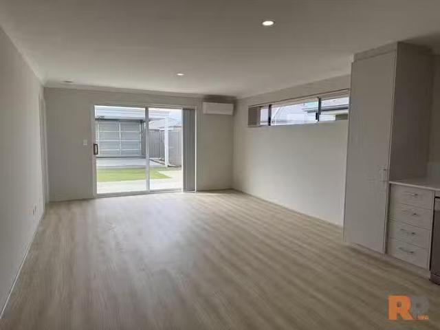 Cheap 199 Inlet Boulevard, South Yunderup, WA 6208