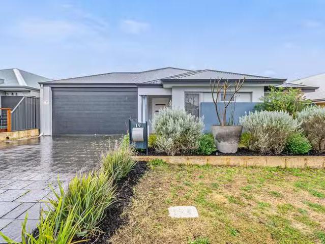 Nice 19 Dragonfly Road, Banksia Grove, WA 6031
