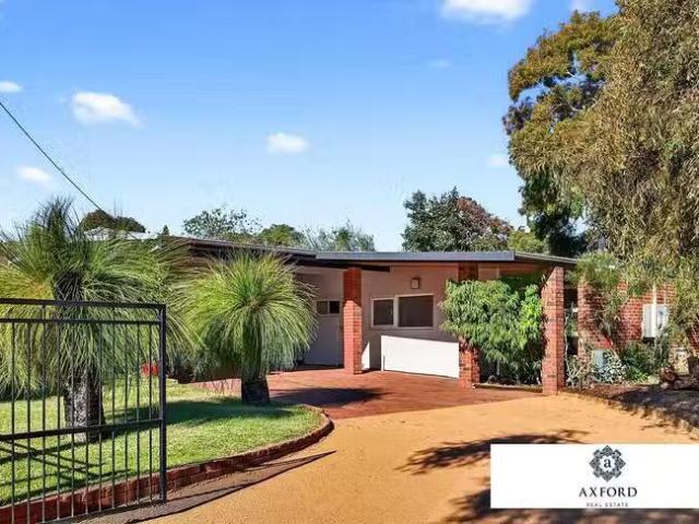 Charming 19 Jackson Avenue, Karrinyup, WA 6018
