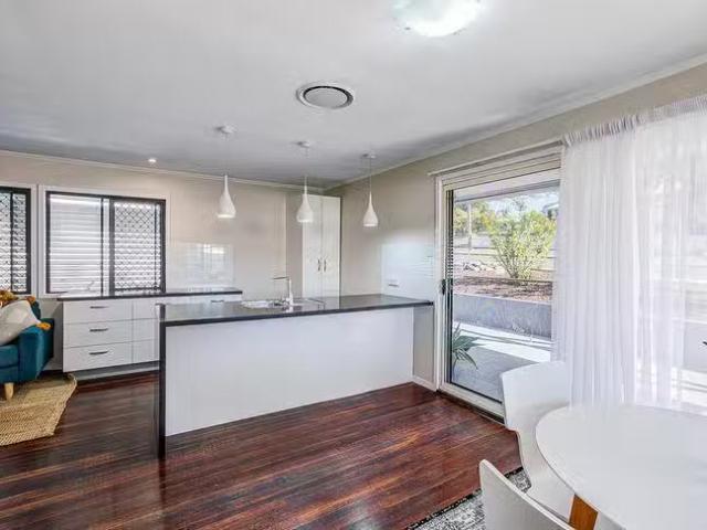 New 19 Laurie Street, Carina Heights, QLD 4152