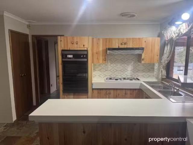 Rental! 19 Scenic Circuit, CRANEBROOK House for rent Listed b.
