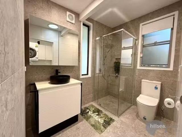 Just in! 100B Turpin Road, Labrador, QLD 4215