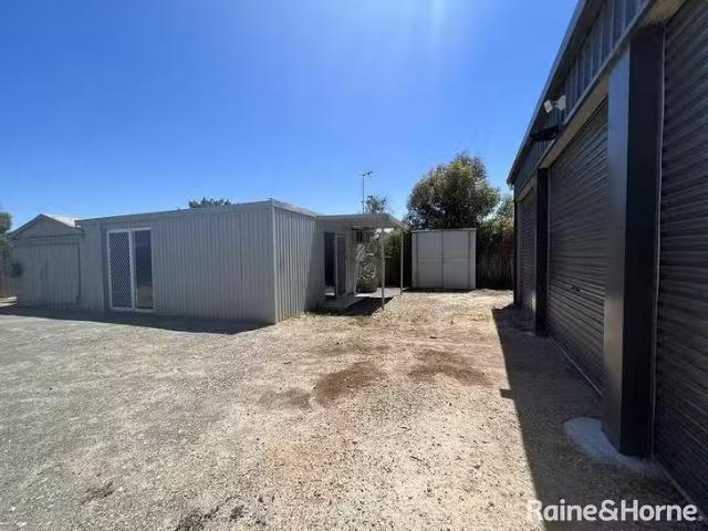 New 101 The Esplanade, Thompson Beach, SA 5501