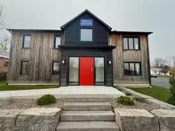 Charming 102 111 Boul. De Bromont, Bromont, QC, J2L 2K7 comm.