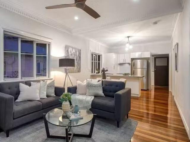 Nice 102 Albion Road, WINDSOR, QLD 4030 House for Rent