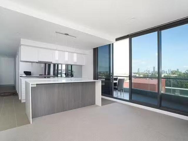 For Rent! 10301/300 Old Cleveland Road, Coorparoo, QLD 4151