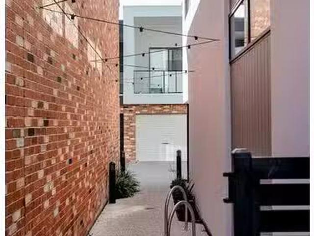 Just in! 104 Johns Road, Prospect, SA 5082