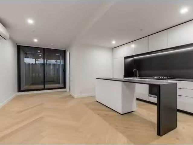 Deal! 106/338 Gore Street, Fitzroy Apartment for rent Listed.