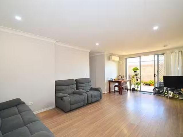 For Rent! 107/19 Aurelia Street, Toongabbie, NSW 2146