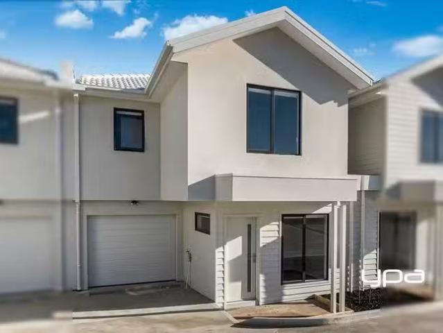 Cozy 10/750 Elizabeth Drive, Sunbury, VIC 3429