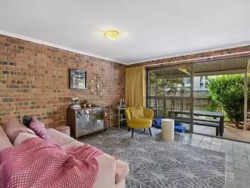 Deal! 10/76 Main Road, WELLINGTON POINT, QLD 4160 Townhouse.