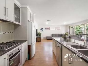 Deal! 10 Manordale Court, Seaford Meadows, SA 5169