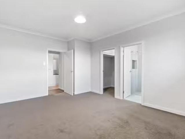 Just in! 10 Melanto Terrace, Marion, SA 5043