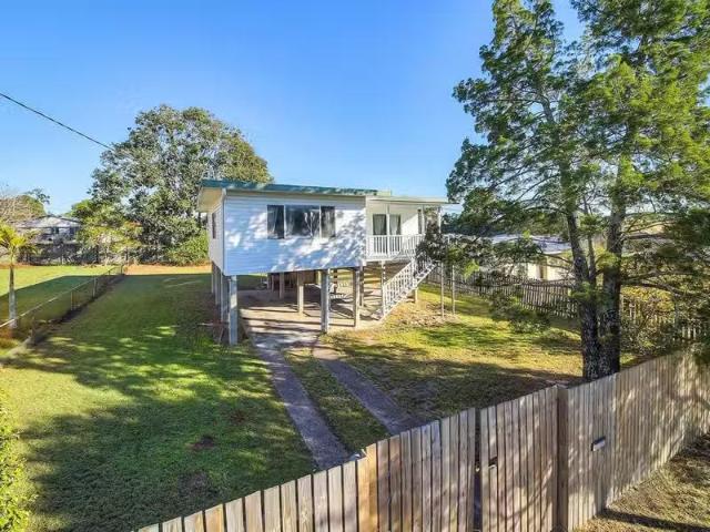 Charming 10 Naroo Street, LOGAN CENTRAL, QLD 4114 House for.