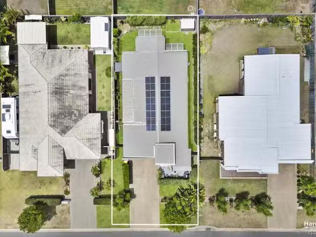 Nice 10 Norfolk Drive, Hidden Valley, QLD 4703