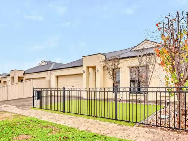 Deal! 10 Albion Street, Windsor Gardens, SA 5087