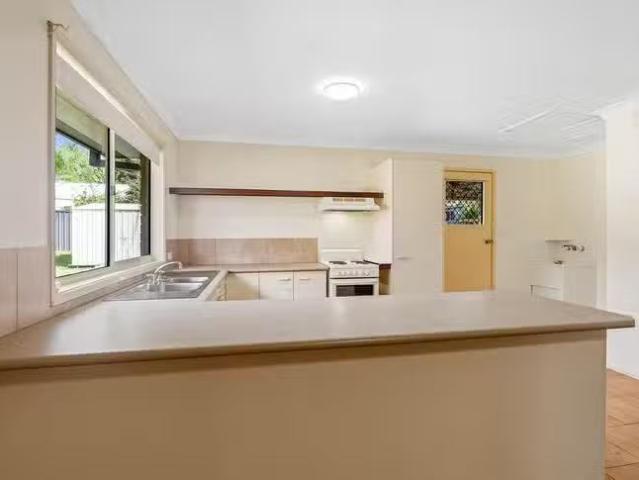 Cheap 10 Bunning Street, Russell Island, QLD 4184