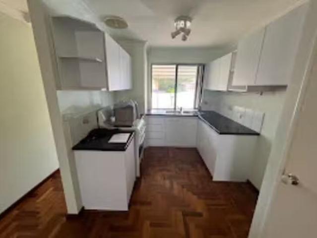 Deal! 10 Bunyip Grove, Greenfields, WA 6210