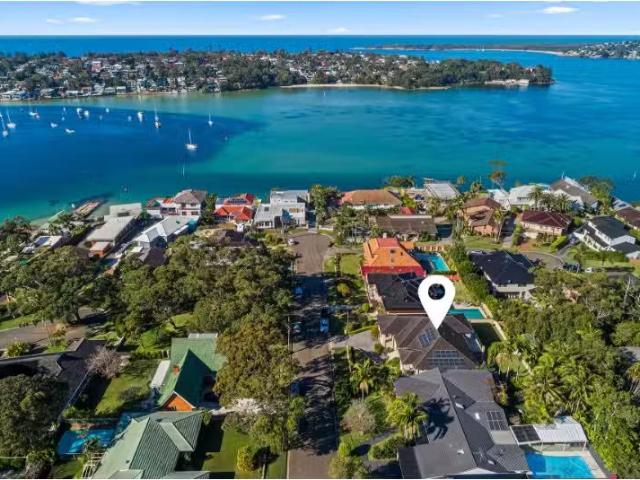 Just in! 10 Binaville Avenue, BURRANEER House for rent Listed.