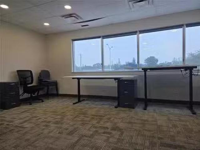 Just in! 10 Brandt Street, Steinbach, MB, R5G 1Y2 commercial.