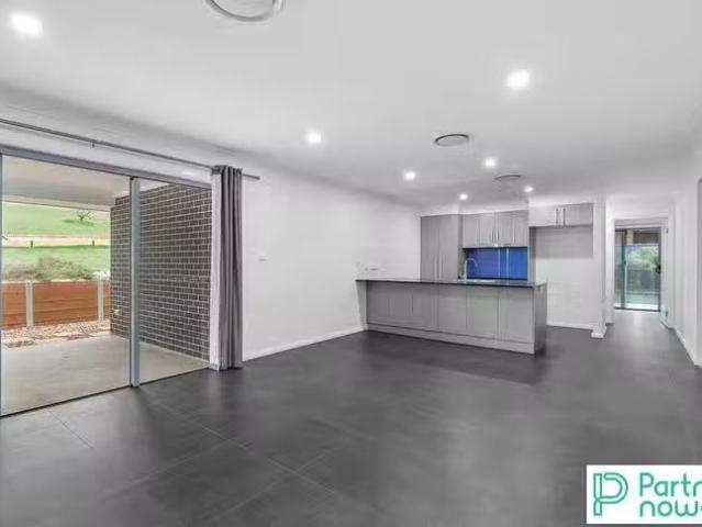 Unique 10 Currawong Drive, Calala, NSW 2340