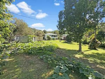 Just in! 10 Calamia Road, Old Grevillia, NSW 2474