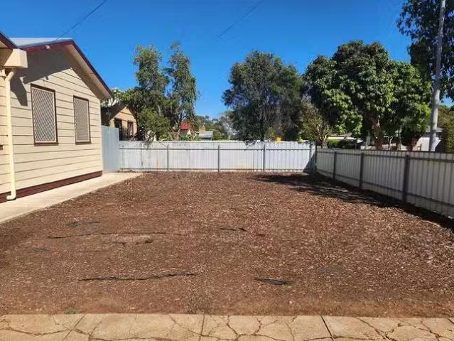 Charming 10 Chirton Street, Elizabeth North, SA 5113