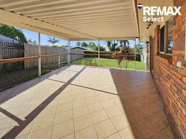 Just in! 10 Dumfries Court, Beaconsfield, QLD 4740