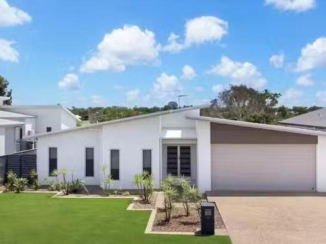 Cheap 10 Hillock Crescent, Bushland Beach, QLD 4818