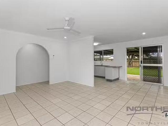 Deal! 10 Jabiru Avenue, Condon, QLD 4815