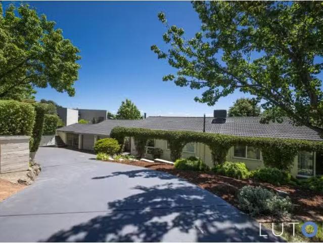 Rental! 10 Lincoln Close, Chapman House for rent Listed by Na.