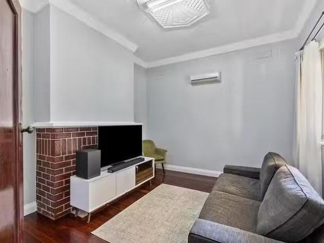 Just in! 10 Toorak Road, Rivervale, WA 6103