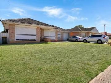 Unique 10 Worthley Road, Findon, SA 5023