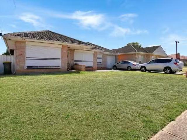 Rental! 10 Worthley Road, Findon, SA 5023