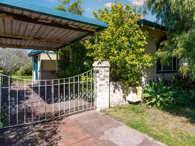 For Rent! 10A Mckenzie Road, Shoalwater, WA 6169