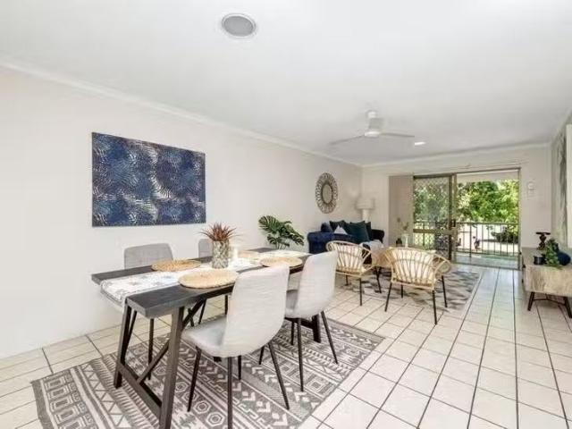 Cozy 1/13 Forrest Street, Rosslea, QLD 4812