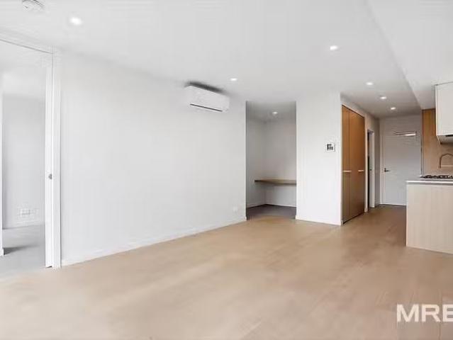 Unique 112/108 Haines Street, North Melbourne, VIC 3051