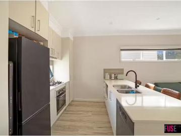 Queanbeyan, Greater Queanbeyan - Equipped kitchen