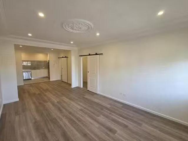 Cozy 1/130 Military Road, Guildford, NSW 2161