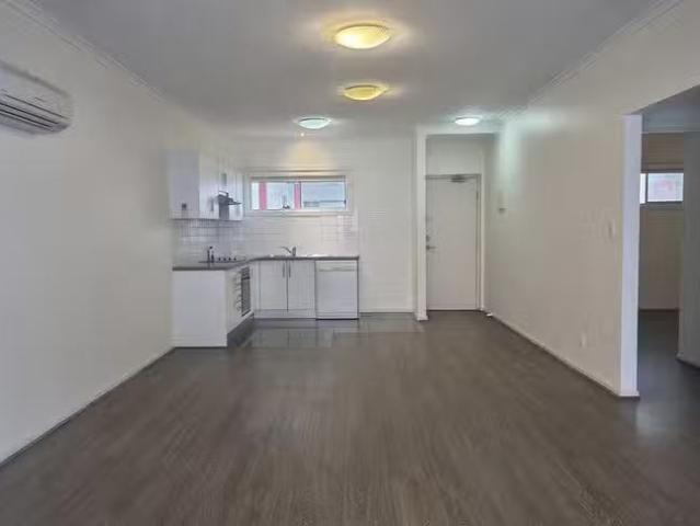 Unique 113/6 14 Metro Parade, Mawson Lakes, SA 5095