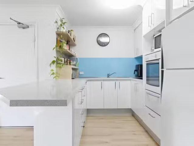 For Rent! 11/36 Montana Road, Mermaid Beach, QLD 4218