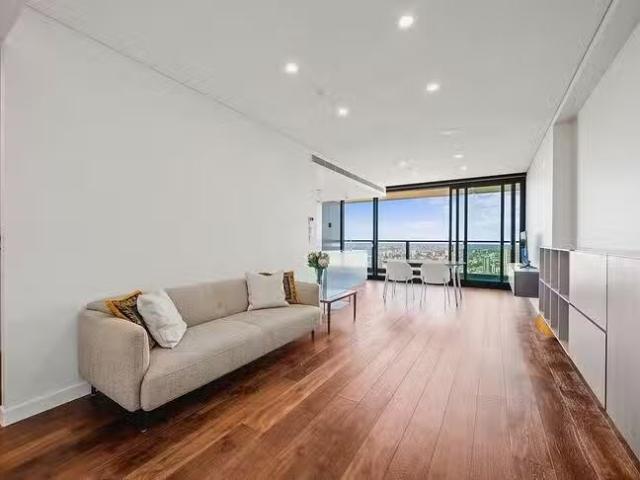 Just in! 117 Bathurst Street, Sydney, NSW 2000