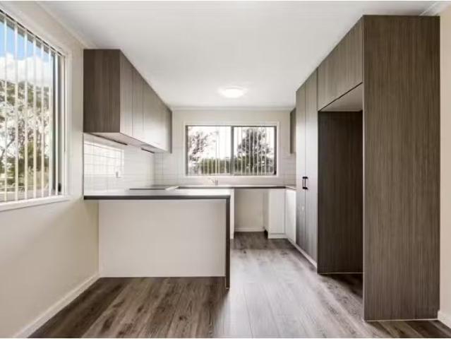 Cozy 115a Wolseley Road, OAKVILLE Apartment for rent Listed b.