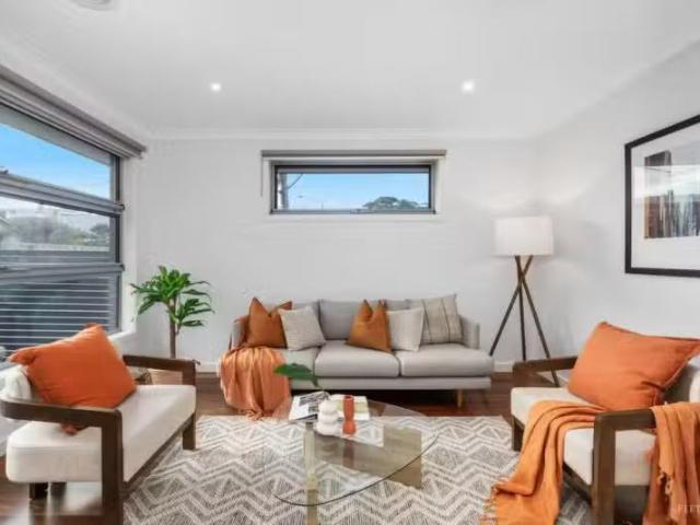 Cozy 1/170 Nicholson Street, Coburg VIC 3058 Townhouse Auction