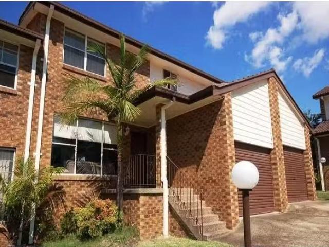 Unique 11/86 Yathong Road, CARINGBAH House for rent Listed by.