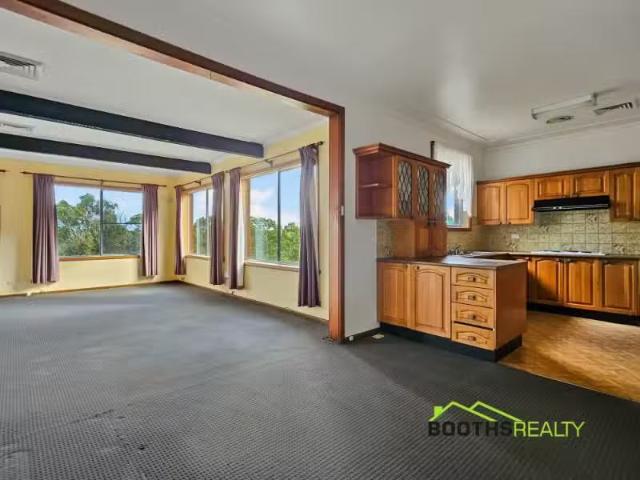 Charming 118 Bushells Ridge Road, Bushells Ridge House for ren.