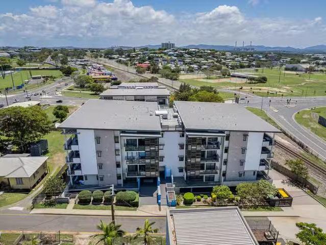 Deal! 119/75 Central Lane, Gladstone Central, QLD 4680