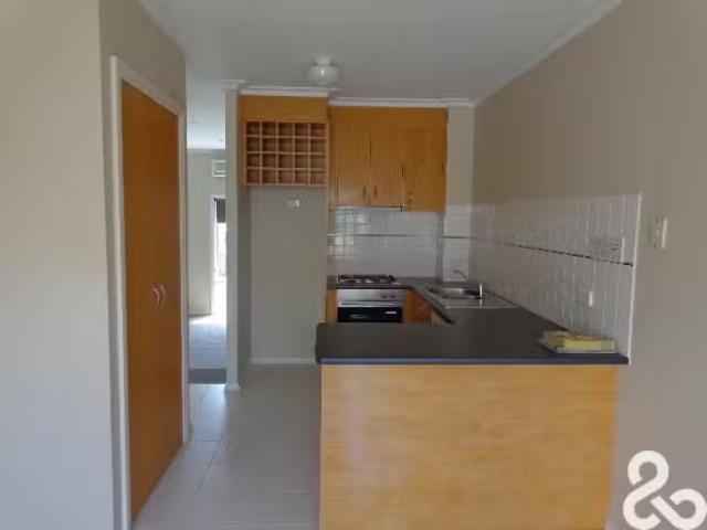 Cozy 119A Waterdale Road, Ivanhoe, VIC 3079