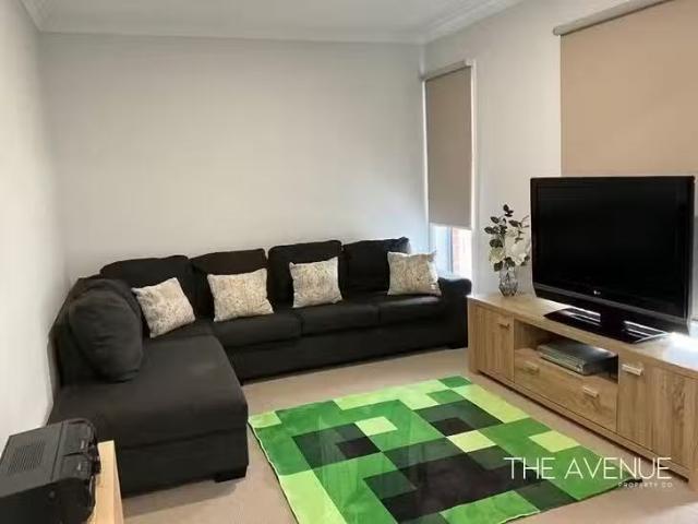 Cheap 11 Constable Street, Beveridge, VIC 3753