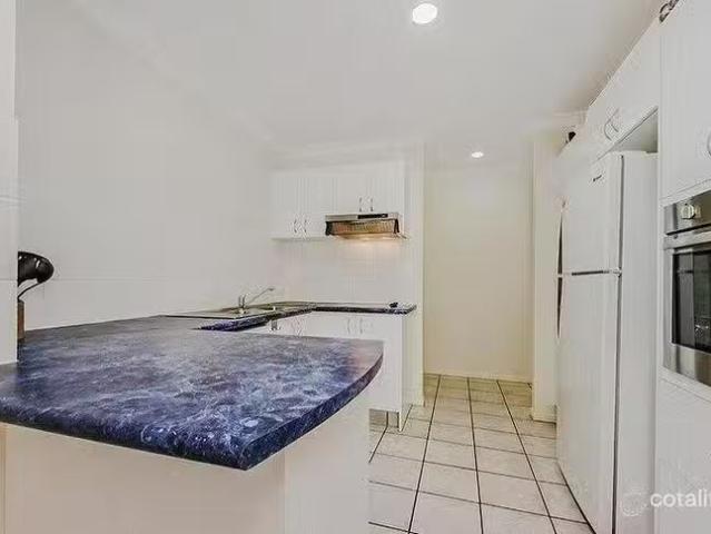 Cheap 11 Etelka Way, Arundel, QLD 4214
